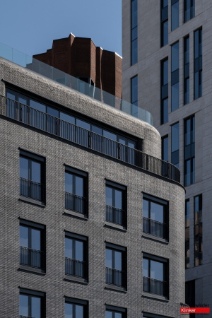 Фасадная клинкерная плитка WK815 Schwarz-bunt Edelglanz 240x71x15 Westerwalder Klinker