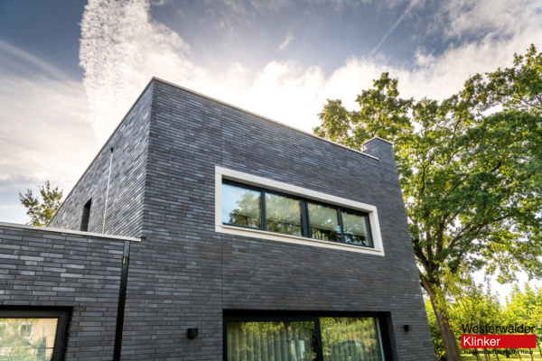 Клинкерный кирпич WK85KS Eisenschmelz Schwarzbraun Kohle Spezial 240/55/71 Westerwalder Klinker