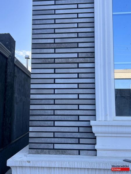 Фасадная клинкерная плитка WK123 Long Grau 468х40 Westerwalder Klinker